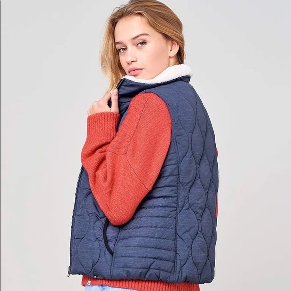 🔆RIP CURL🔆 ANOETA SLEVELESS WINTER VEST - Picture 16 of 16